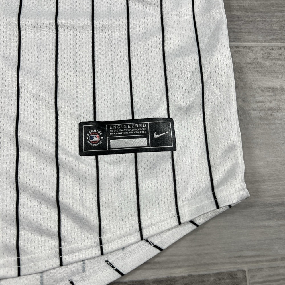 Nike Chicago White Sox MLB Yoan Moncada White Jersey Youth Large 14/16 $125 NEW - Picture 6 of 10
